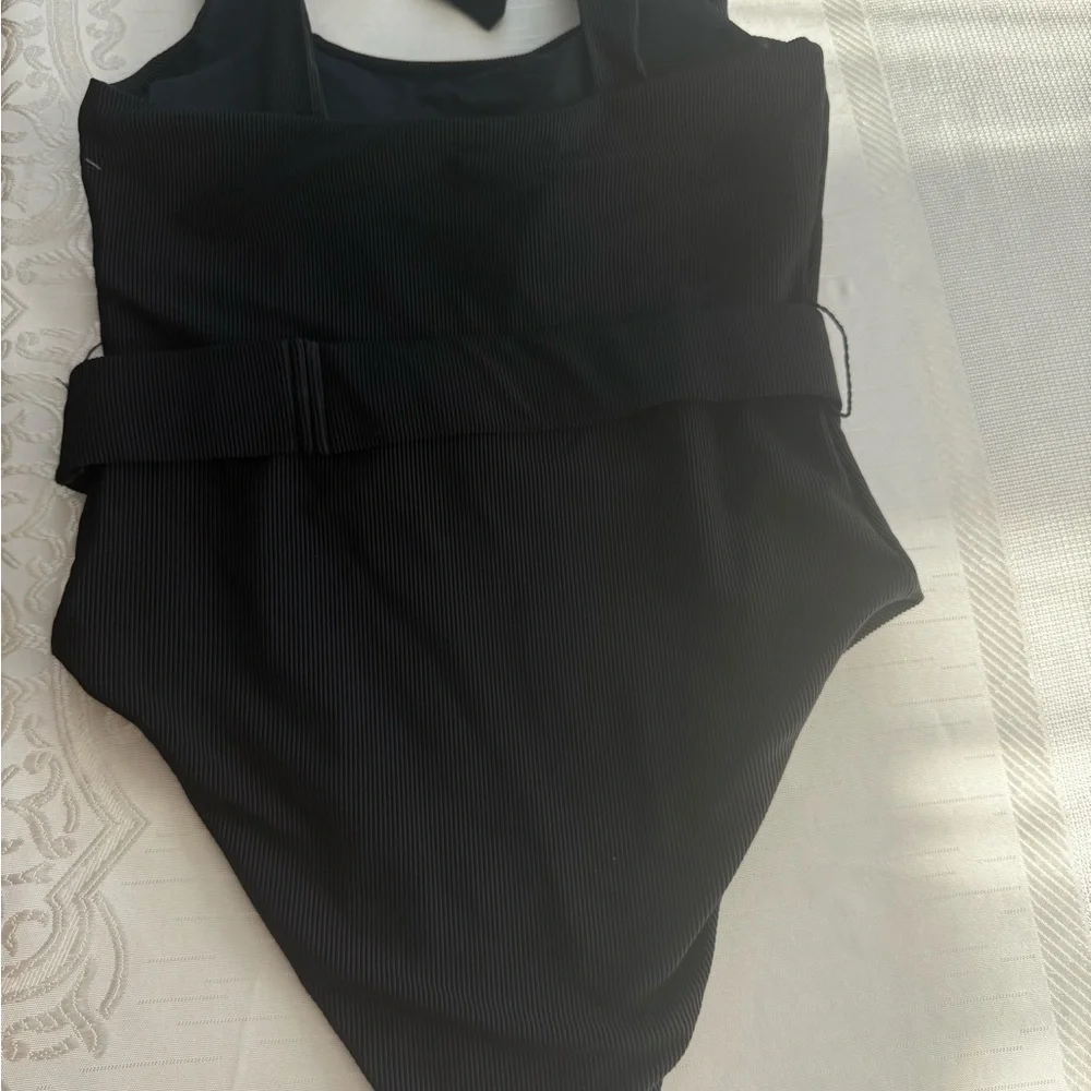 Beach Riot size L Sydney Black Belted Swimsuit with Bow Straps - Picture 7 of 8